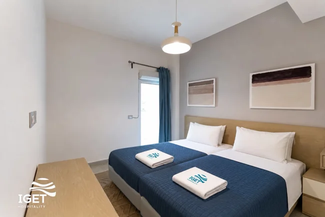 Image of Luxury Serviced Apartment with Direct Sea & Pool Views